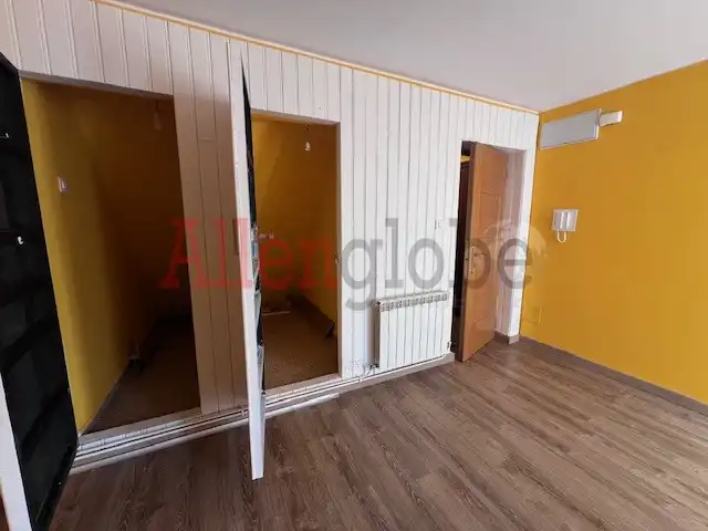 Apartamento en venta en Oviedo  con Calefacción