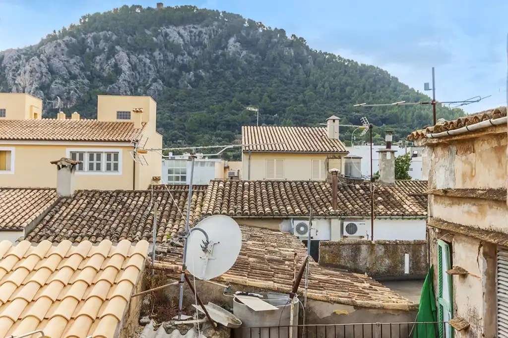 Außenansicht von Country house zum Verkauf in Pollença