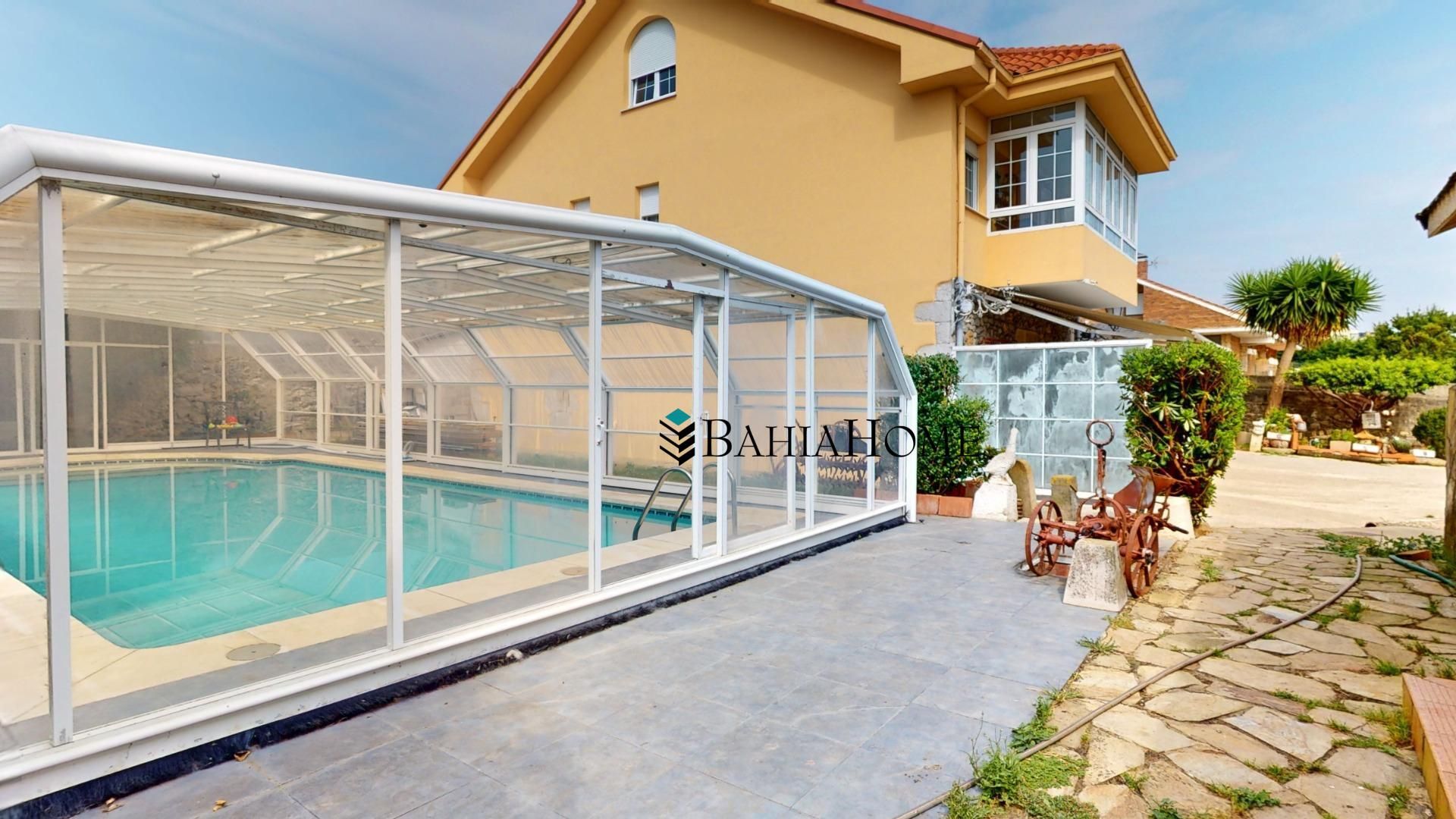 Piscina de Casa o xalet en venda en Santander amb Calefacció, Traster i Piscina
