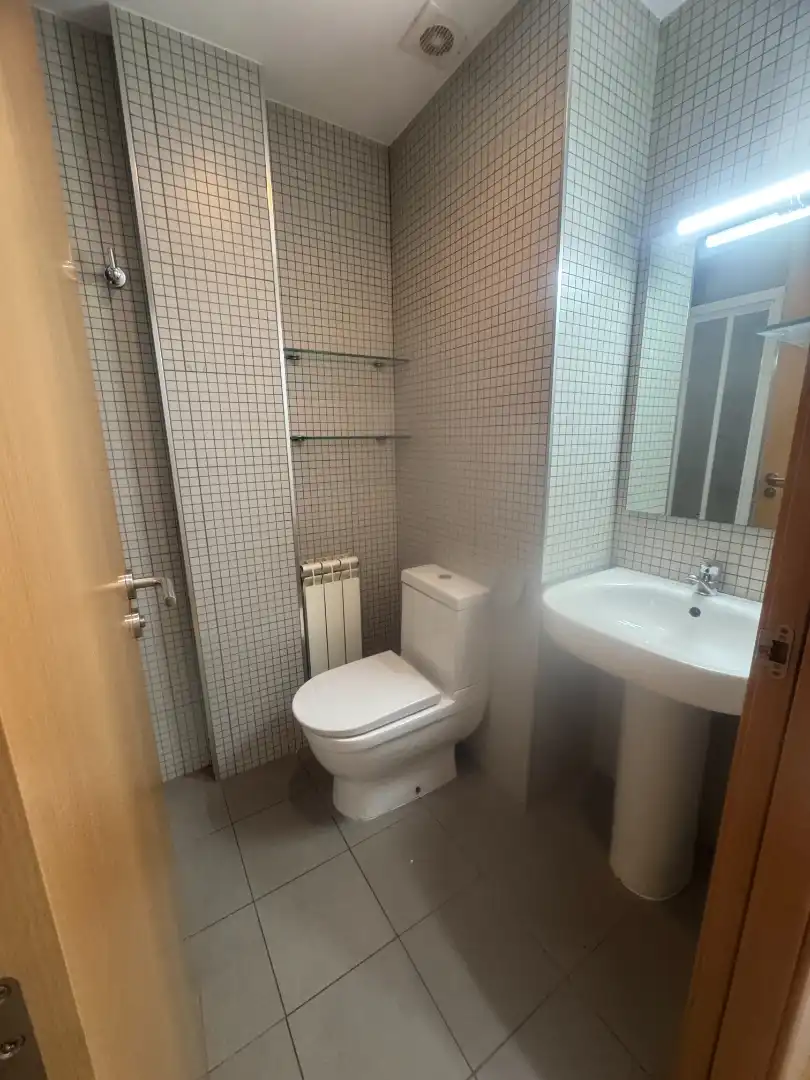Baño de Piso en venta en Tàrrega con Terraza y Balcón