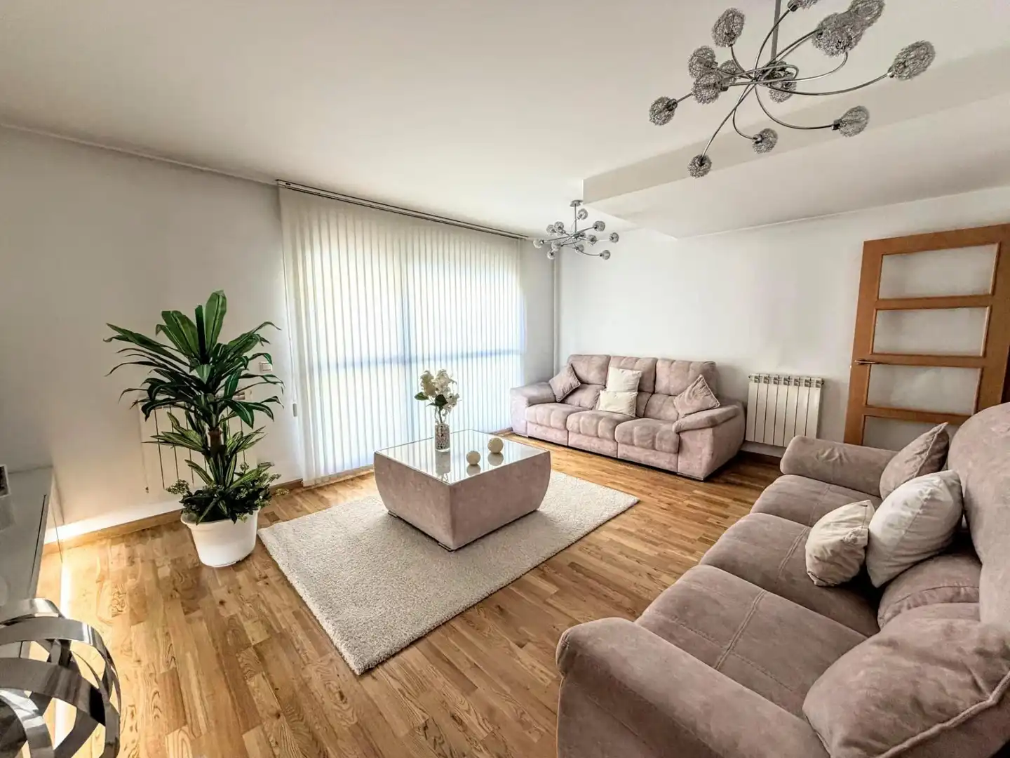 Sala de estar de Casa adosada en venta en Astorga con Calefacción y Terraza