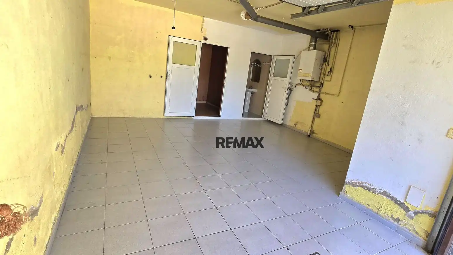 Detached house with garden for sale in Calle CL ISAAC ALBENIZ, imagen 24