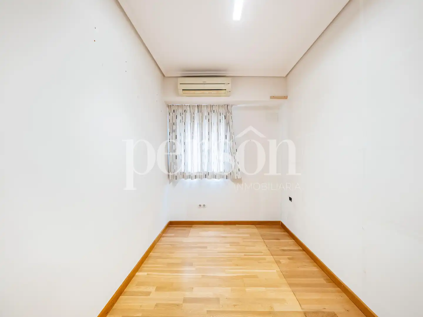Flat with terrace for sale in Extramurs, imagen 18