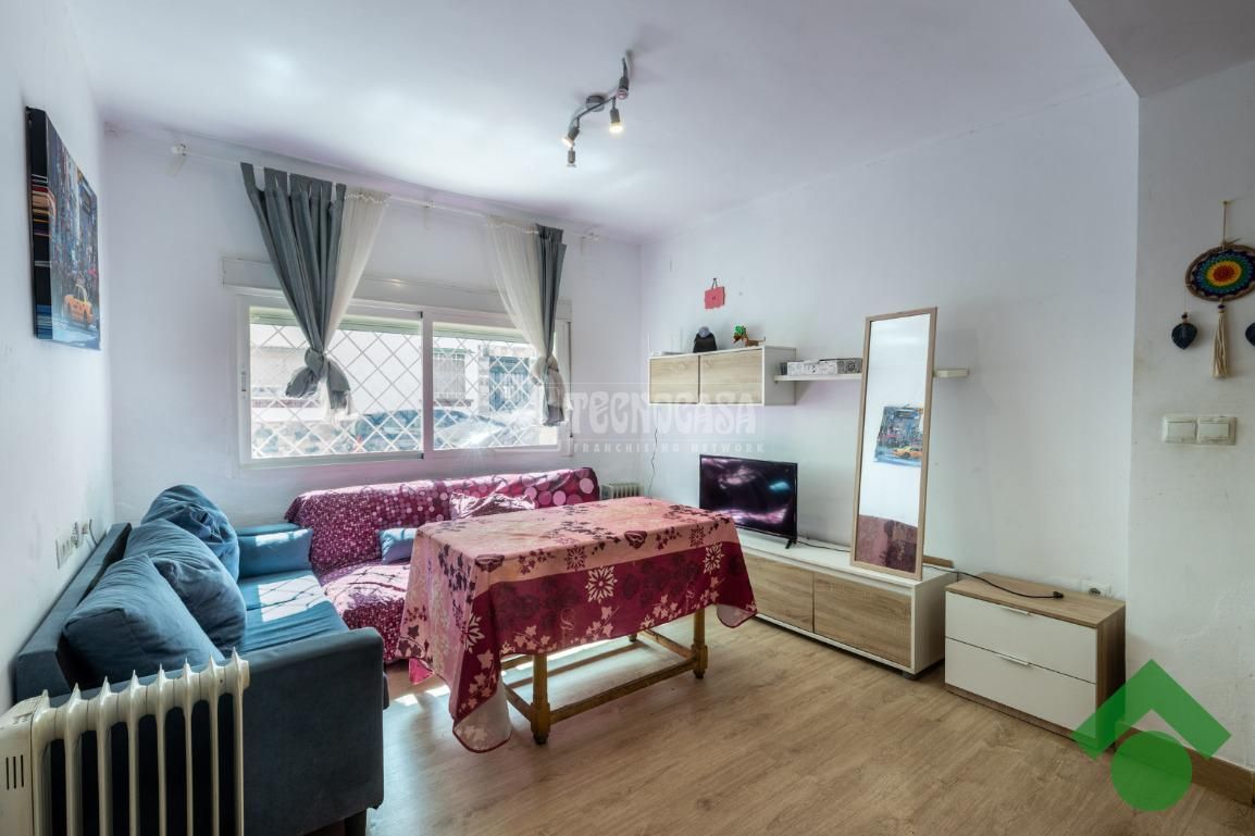 Sala d'estar de Pis en venda en  Granada Capital amb Parquet