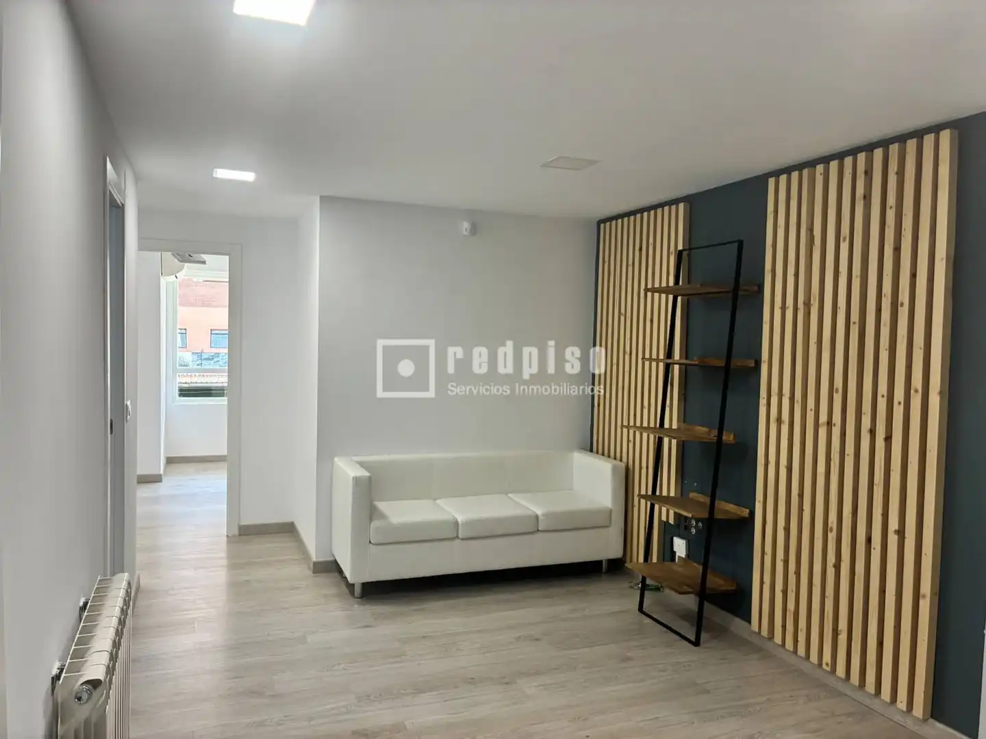Büro zur Miete in Valladolid mit Klimaanlage, Heizung und Terrasse
