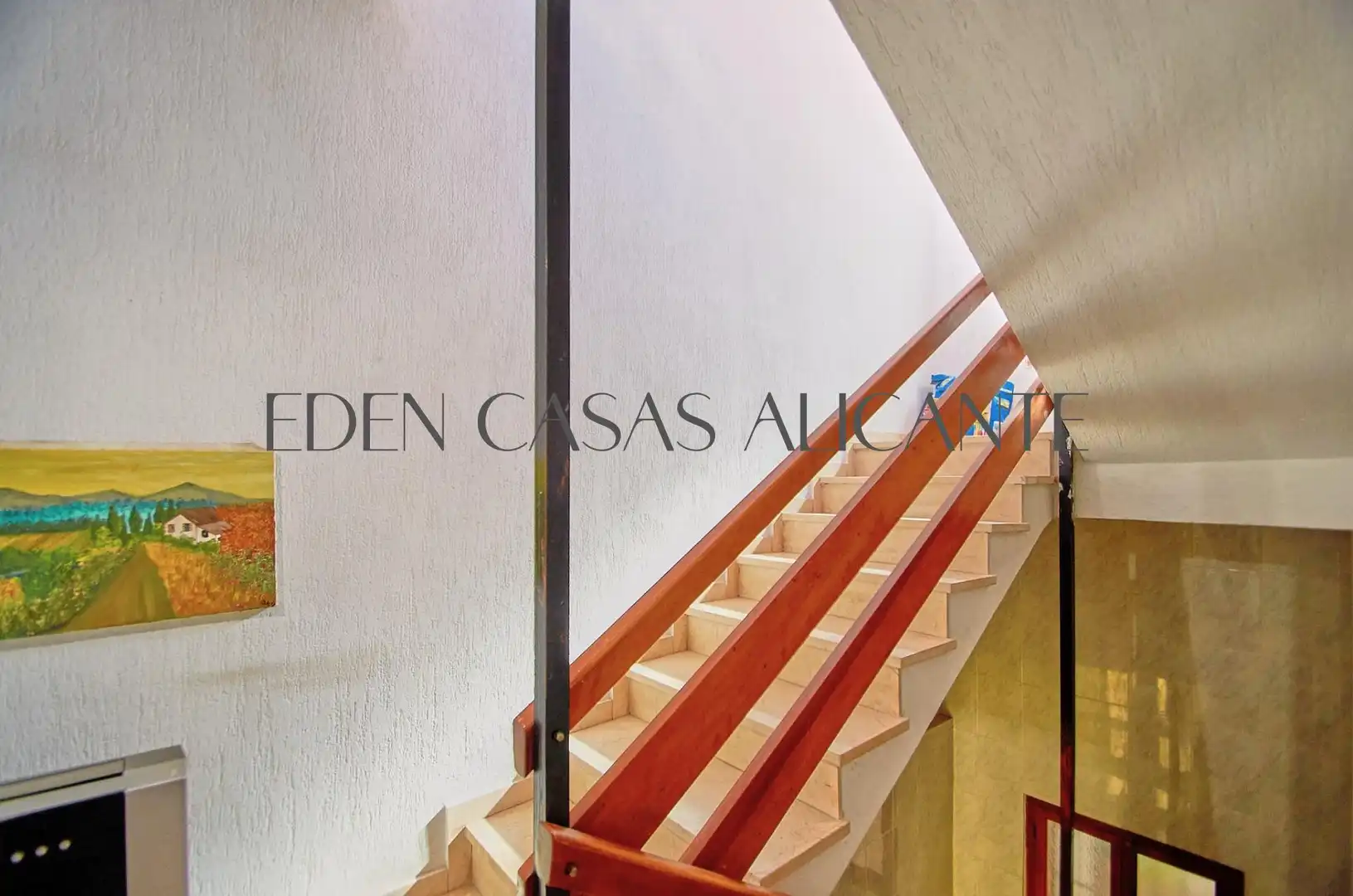 Casa adosada en venda en El Campello amb Jardí privat, Terrassa i Traster