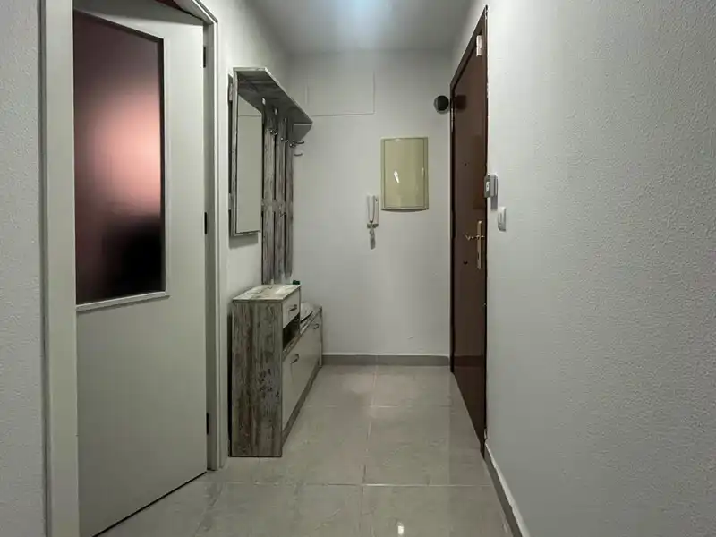 Flat for sale in Calle Pintor Soriano Quiros 4, imagen 3