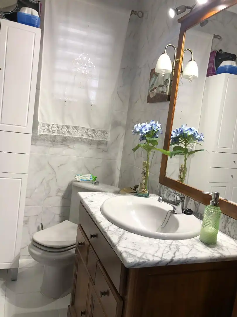 Baño de Piso en venta en Badajoz con Terraza, Trastero y Horno