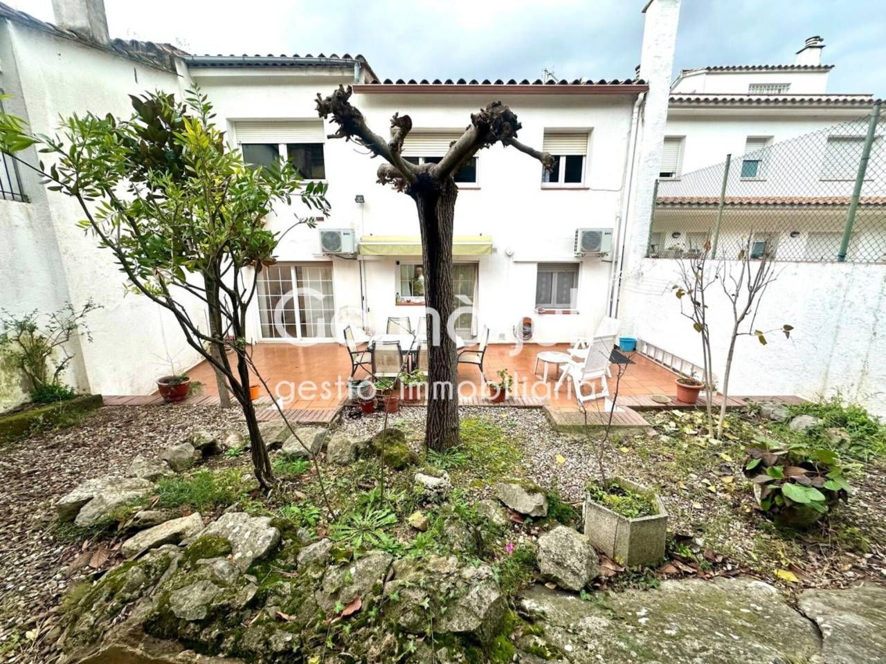Jardí de Casa o xalet en venda en Girona Capital amb Calefacció i Terrassa