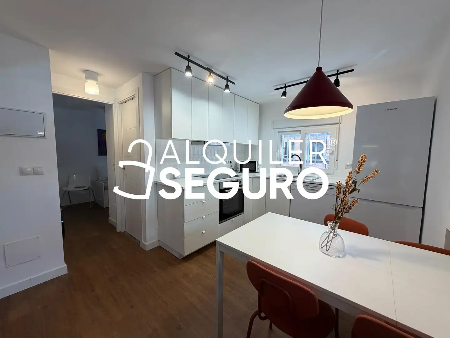 Kitchen of Flat for rent in Madrid  with Air Conditioner and Furnished