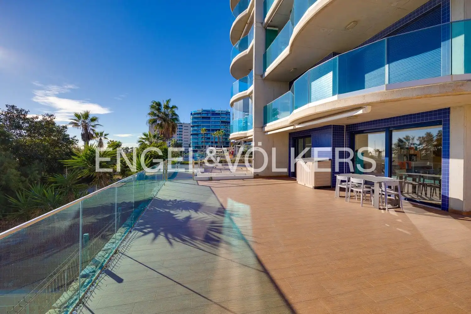 Terrasse von Erdgeschoss zum Verkauf in Torrevieja mit Klimaanlage, Heizung und Terrasse