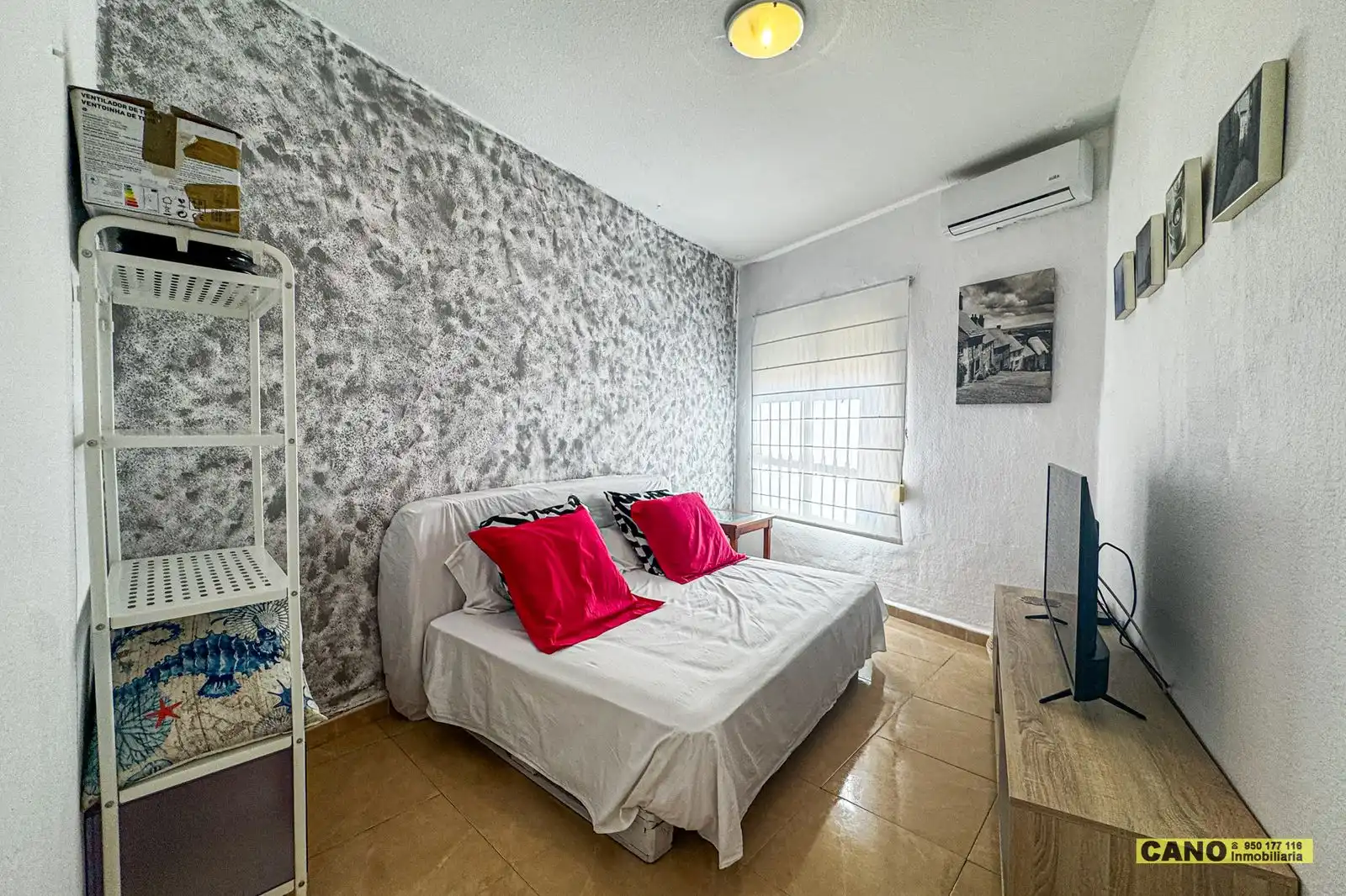 Dormitori de Casa o xalet en venda en Almería amb Terrassa