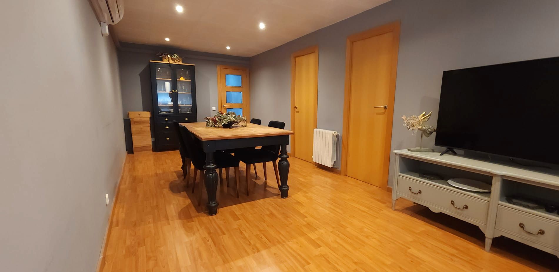 Dining room of Flat for sale in Olesa de Montserrat  with Air Conditioner, Heating and Parquet flooring