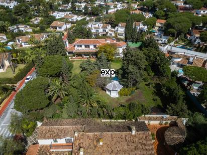 Vista exterior de Casa o xalet en venda en Mijas amb Aire condicionat, Calefacció i Jardí privat