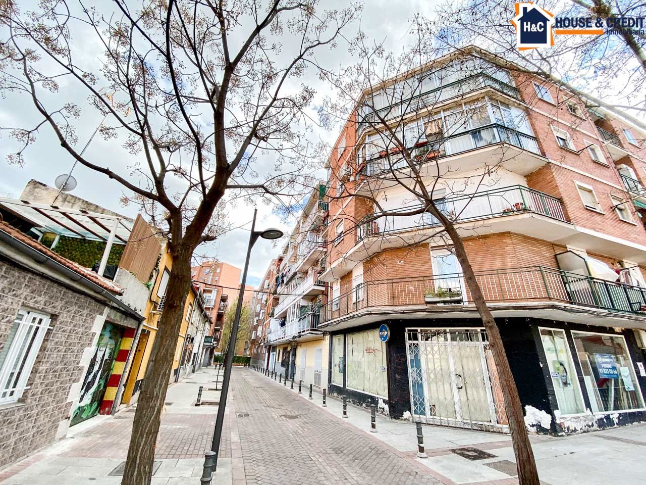 Vista exterior de Pis en venda en Alcorcón amb Aire condicionat, Parquet i Terrassa
