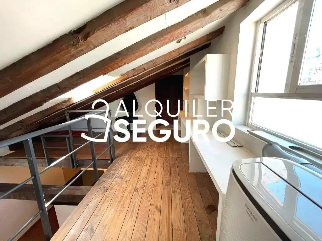 1 hab, 60m² en Cortes - Huertas, Centro, Madrid - Image 4