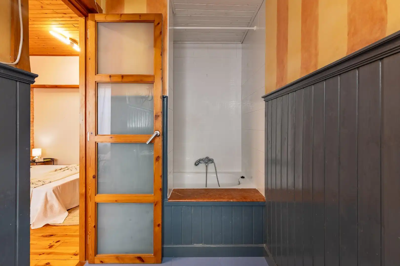 Badezimmer von Maisonette zum Verkauf in Valencia mit Klimaanlage und Balkon