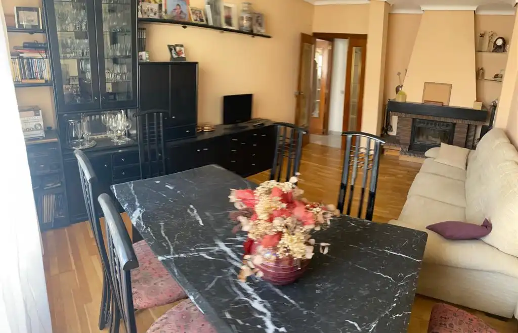 Mixto residencial en venta en Carrer de Campoamor, imagen 4