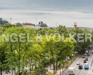 Exterior view of Apartment to rent in  Madrid Capital  with Air Conditioner, Heating and Parquet flooring