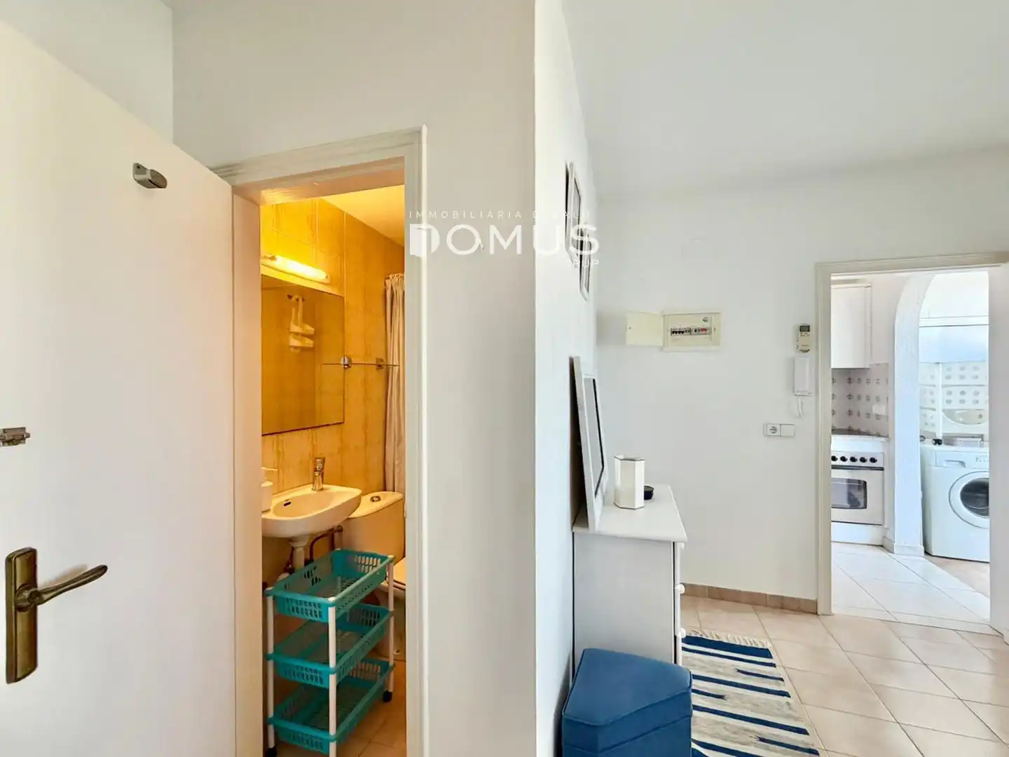 Badezimmer von Maisonette zur Miete in L'Escala mit Klimaanlage, Heizung und Terrasse