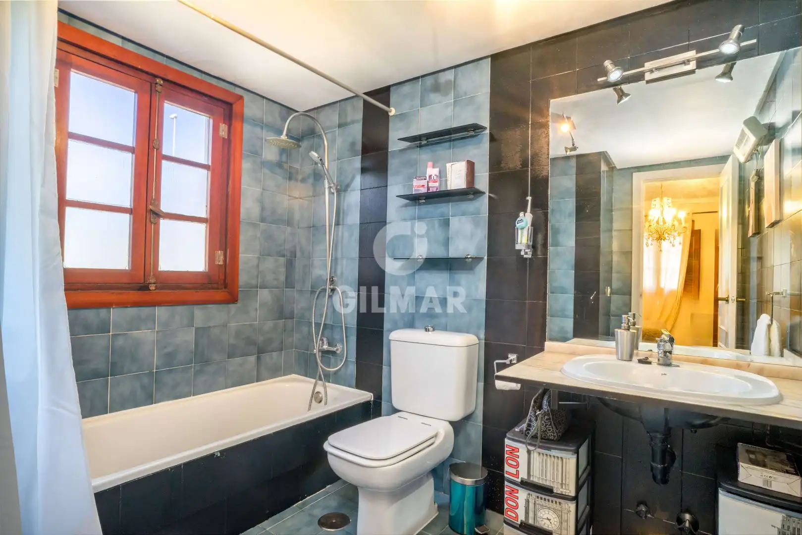 Badezimmer von Wohnung zum Verkauf in Manilva mit Heizung