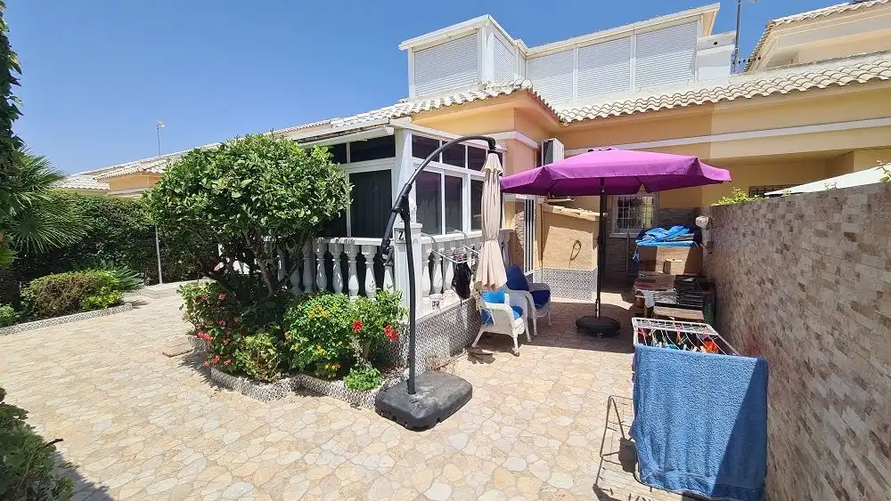 Terraza de Casa o chalet en venta en Torrevieja con Aire acondicionado, Calefacción y Jardín privado