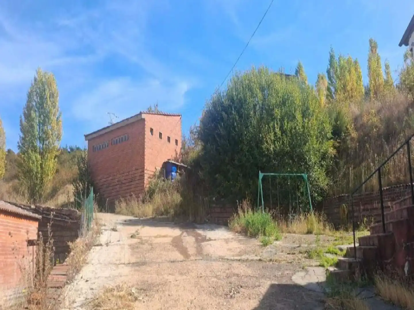 Fabrikhallen zum Verkauf in Cimanes del Tejar