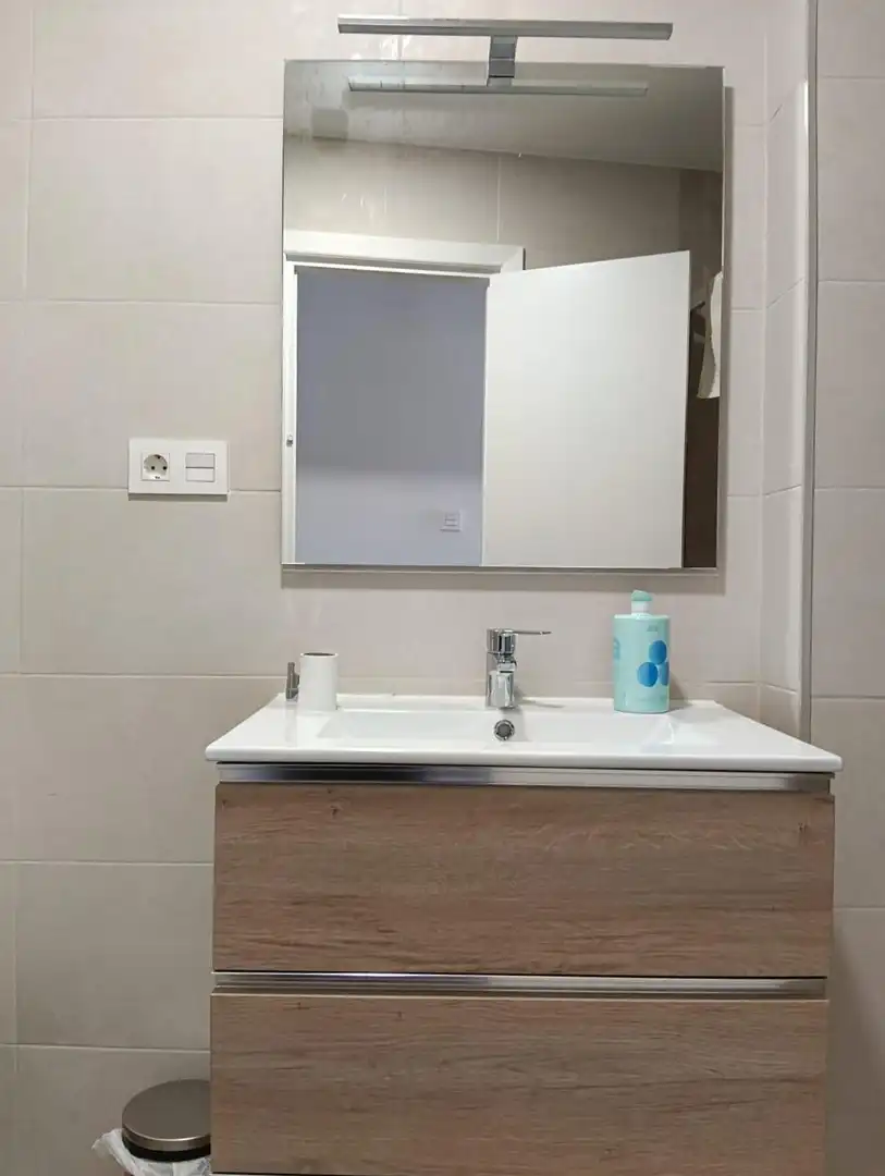 Baño de Piso de alquiler en Maracena con Calefacción, Terraza y Trastero