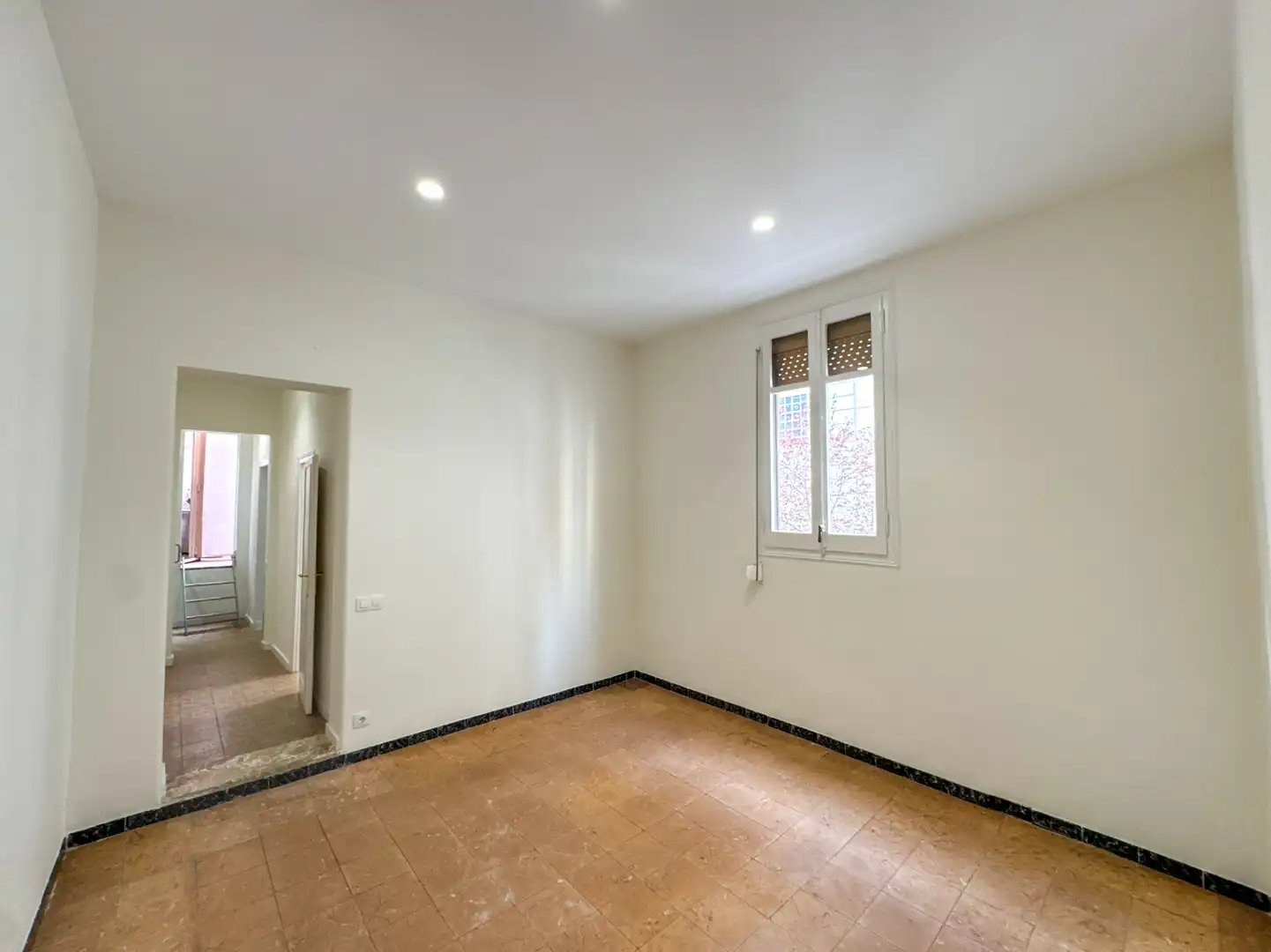 Flat for sale in Barcelona  with Terrace and Balcony
