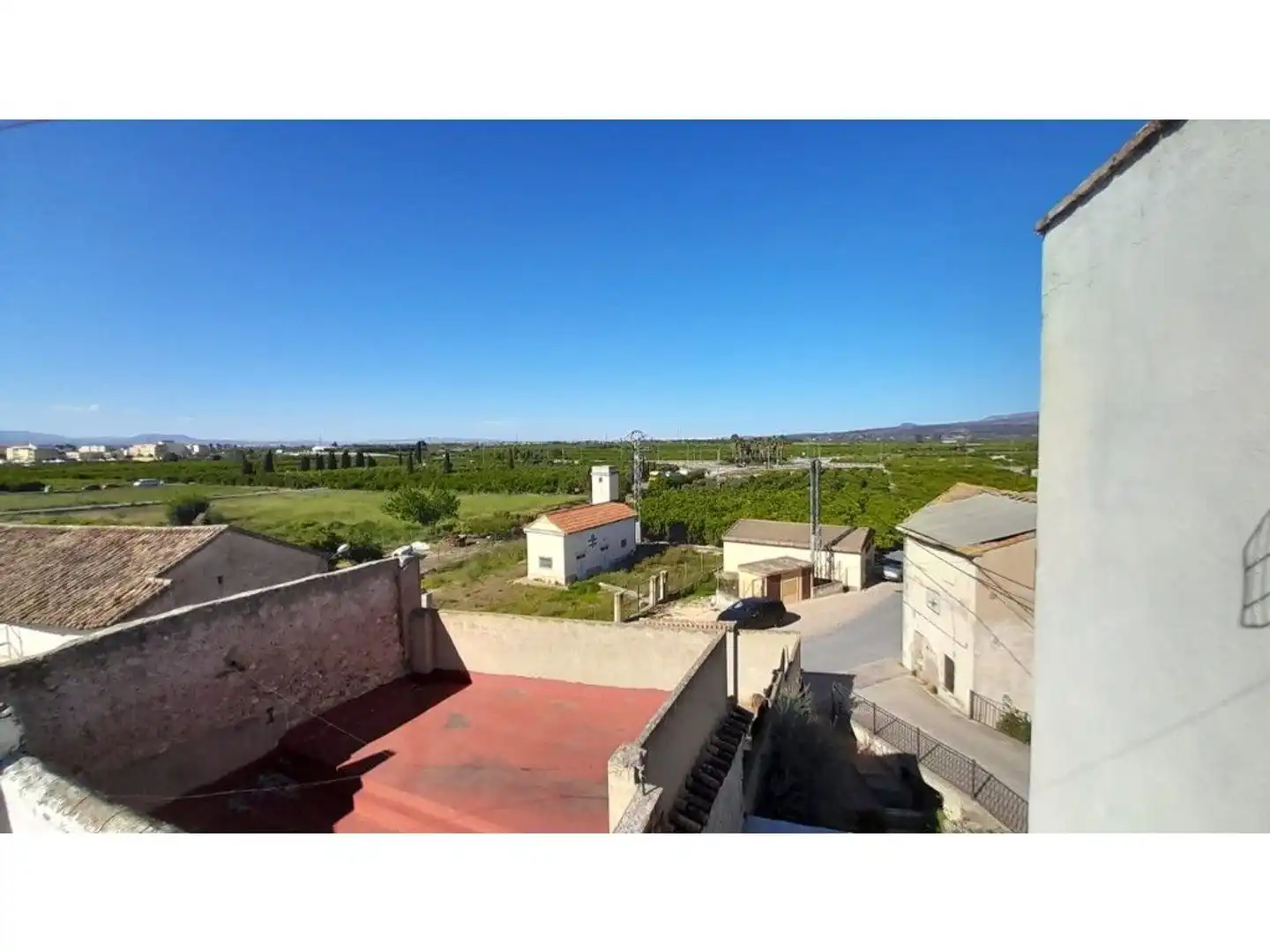 Vista exterior de Casa o chalet en venta en L'Énova con Aire acondicionado, Terraza y Balcón