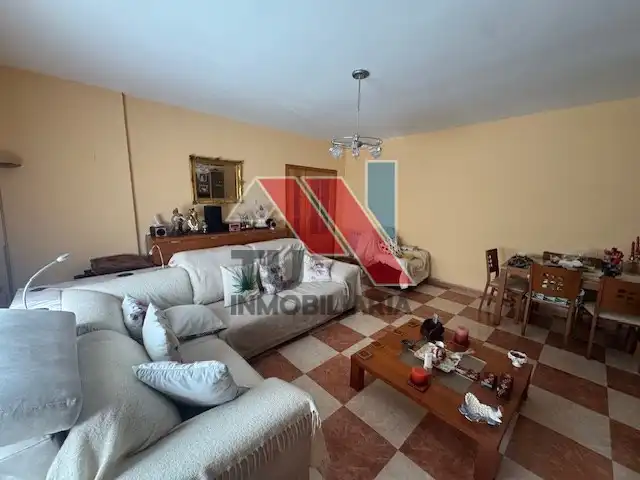 Sala de estar de Casa o chalet en venta en Novés con Terraza y Balcón