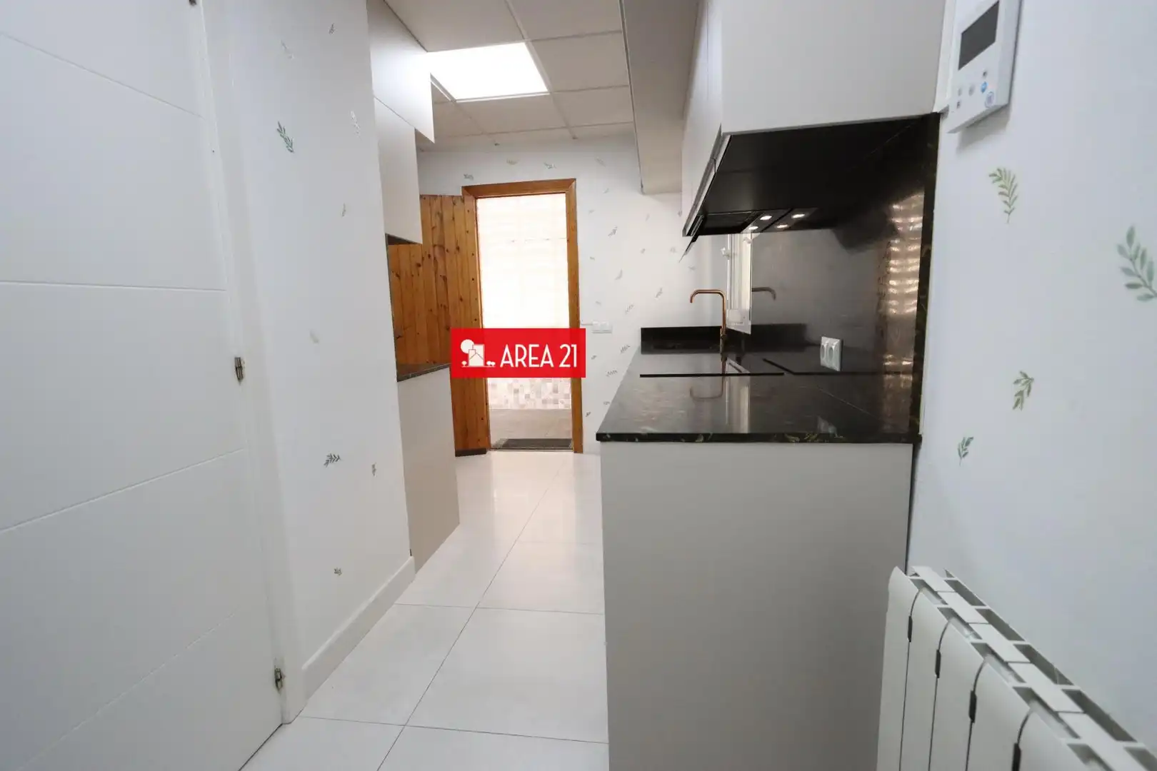 Houses for sale in La Pobla de Vallbona  with Heating, Terrace and Storage room