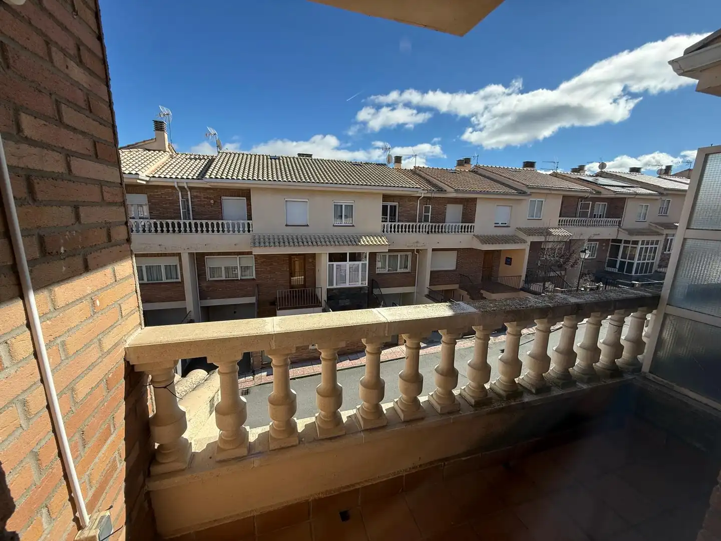 Vista exterior de Casa o chalet en venta en El Fresno con Calefacción, Jardín privado y Terraza