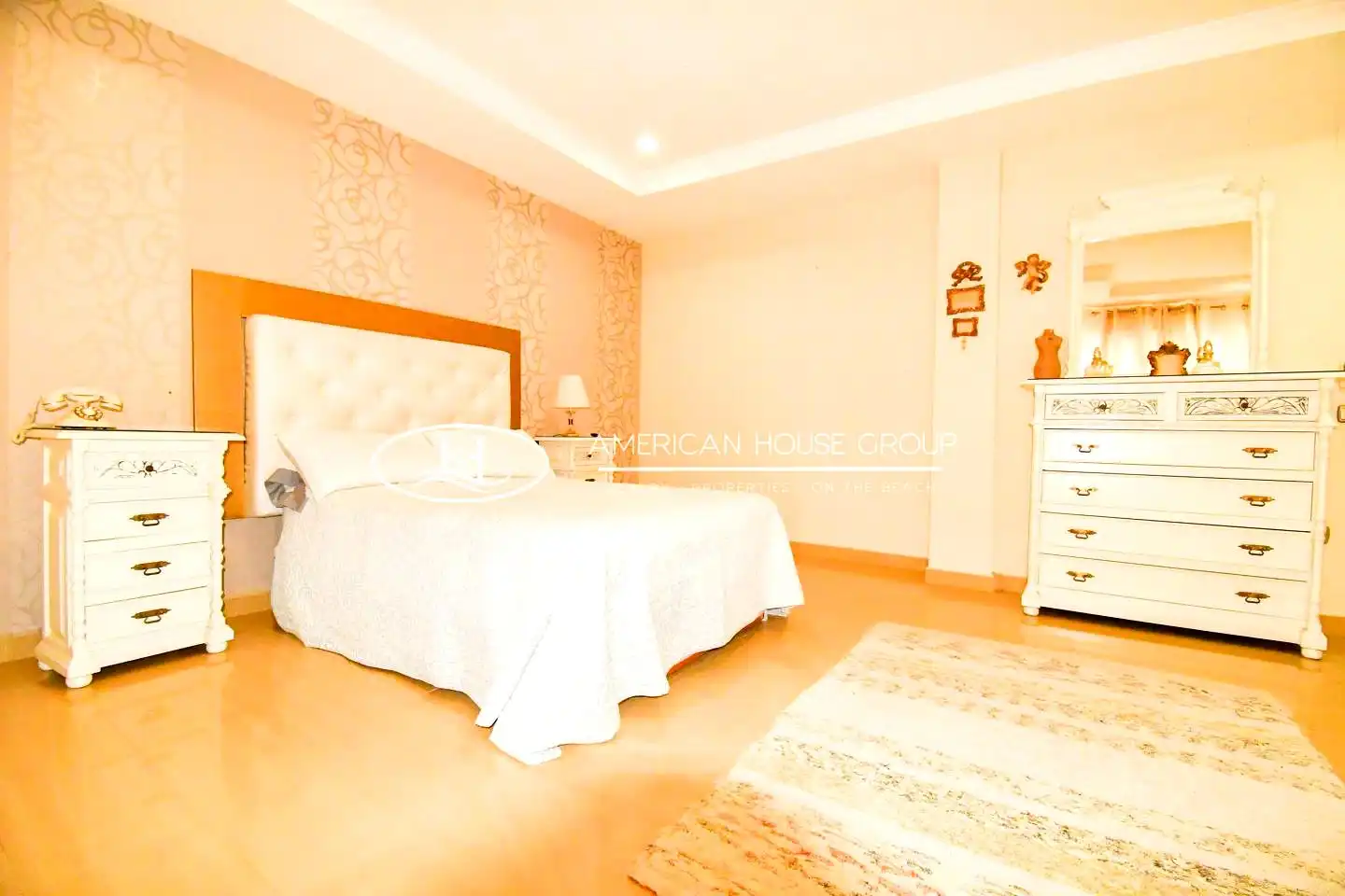 Bedroom of Houses for sale in Chiclana de la Frontera  with Air Conditioner, Heating and Private garden