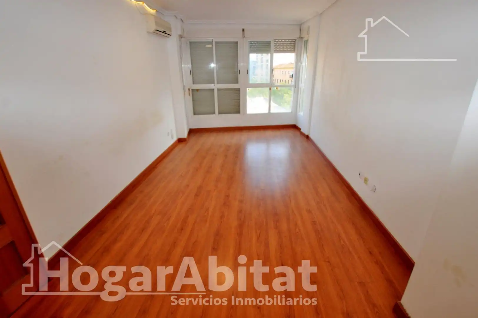 Flat with lift for sale in Calle Coronel Montesinos, imagen 2