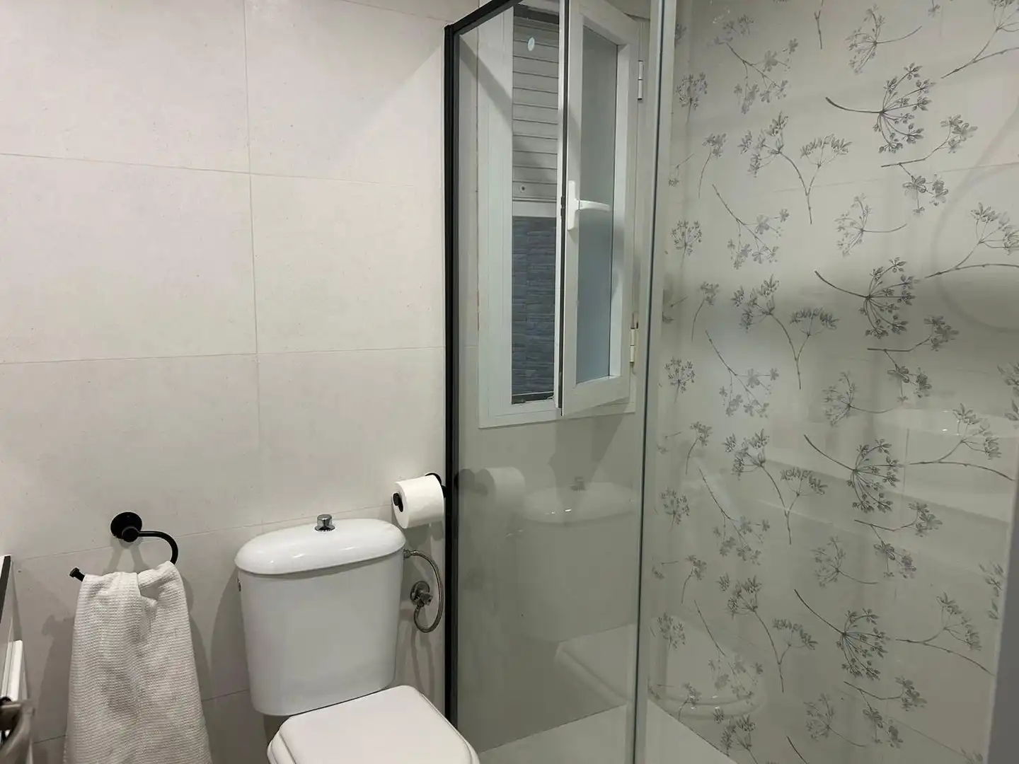 Bathroom of Flat for sale in Jerez de la Frontera  with Air Conditioner, Private garden and Terrace