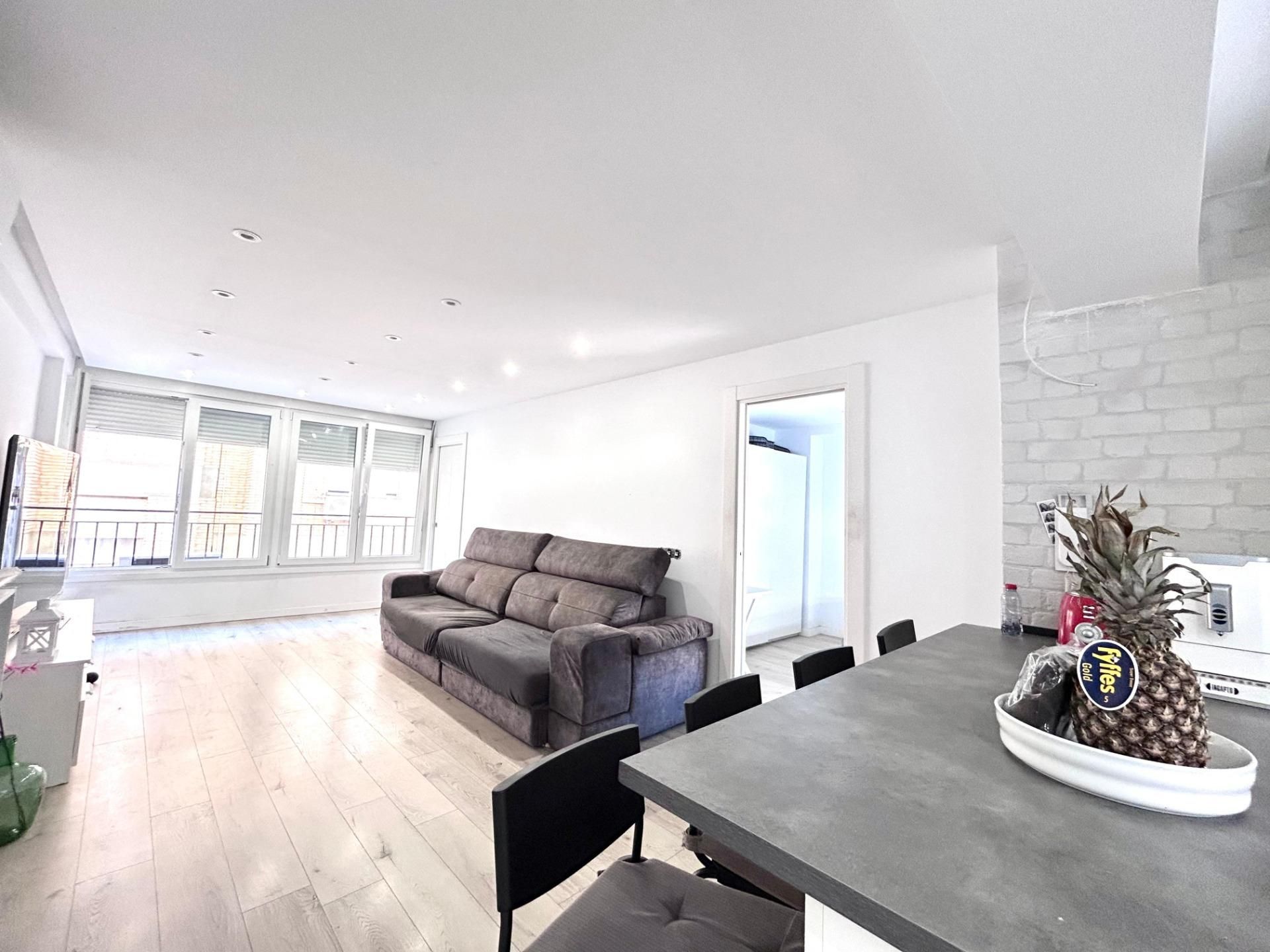 Sala d'estar de Pis en venda en  Almería Capital amb Aire condicionat i Calefacció