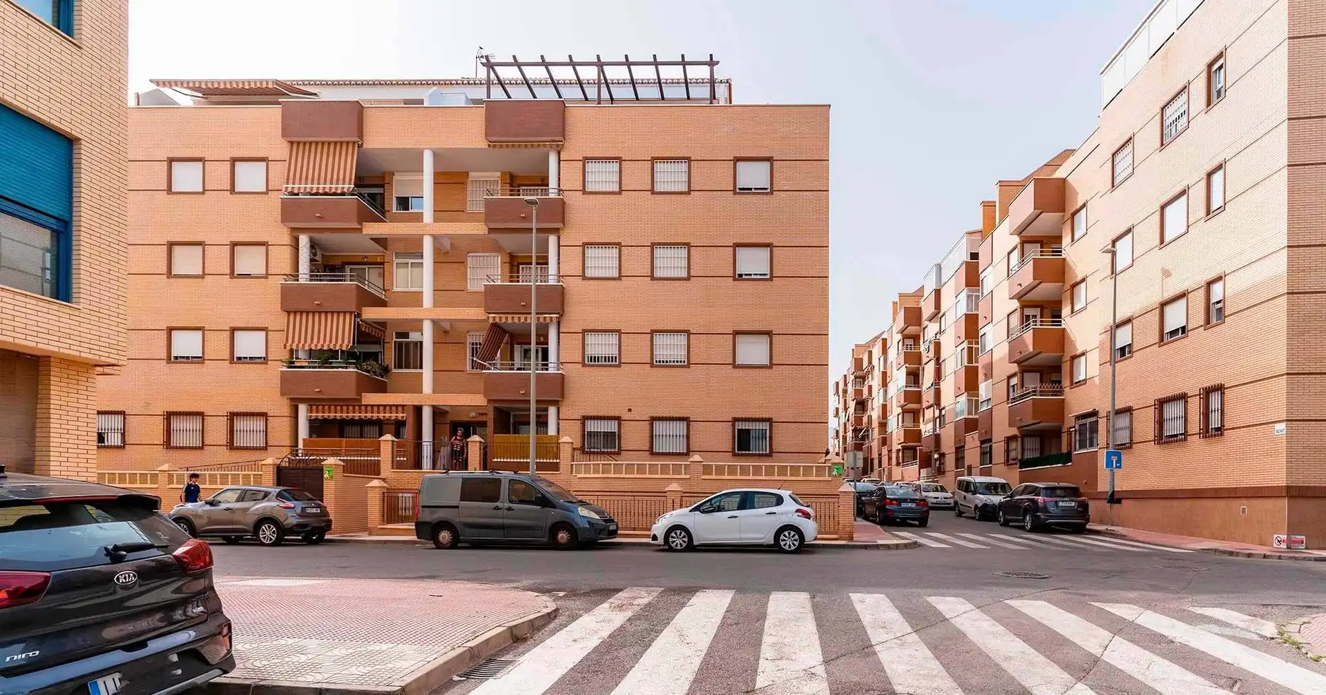 Exterior view of Flat for rent in Roquetas de Mar  with Air Conditioner, Heating and Private garden