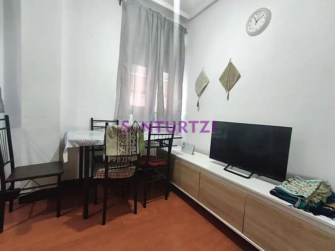 Living room of Flat for sale in Santurtzi   with Furnished