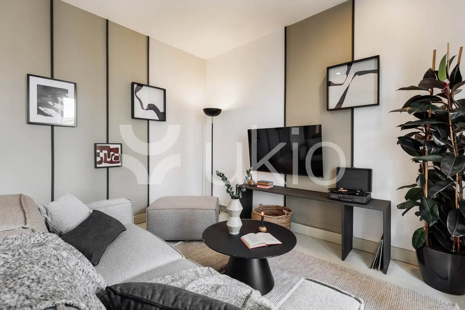 Apartamento con terraza en alquiler en Carrer del Comte d'Urgell, imagen 7
