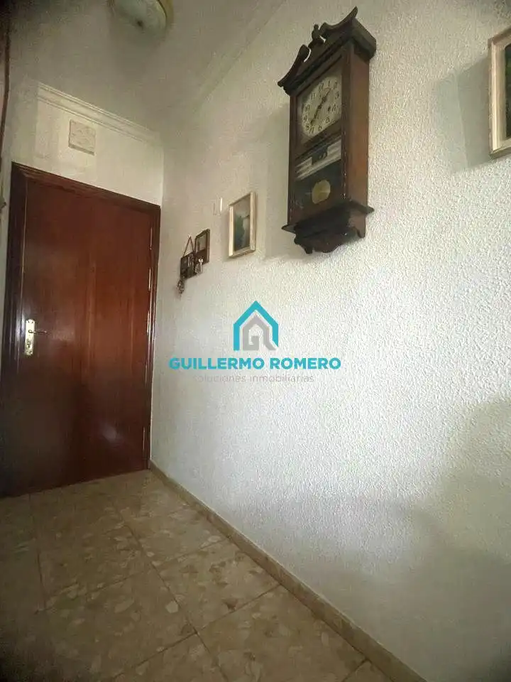 Wohnung zum Verkauf in La Puebla del Río mit Klimaanlage und Terrasse