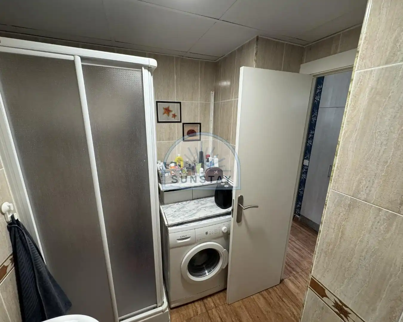 Cuina de Apartament en venda en Torremolinos amb Aire condicionat, Terrassa i Piscina comunitària