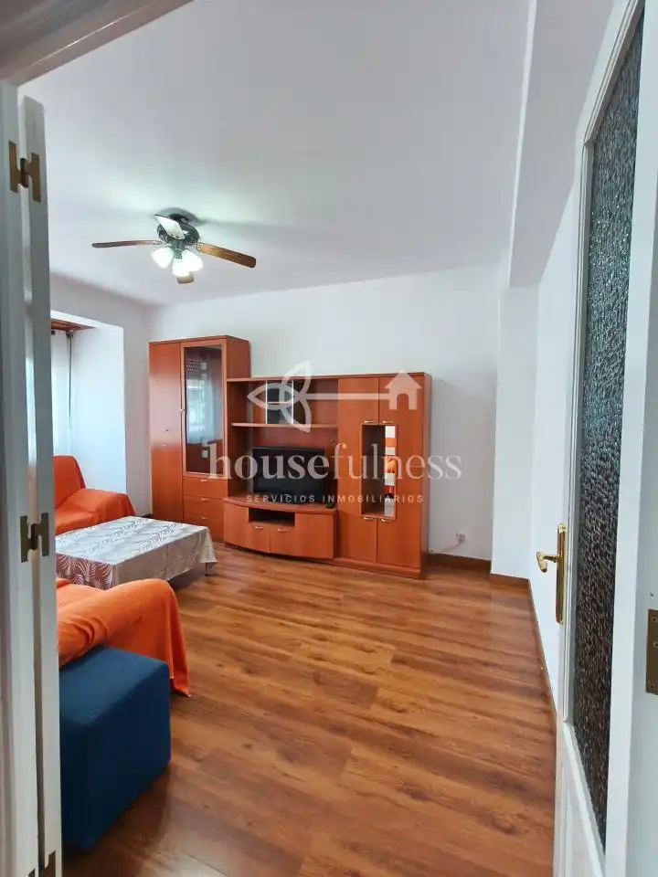 Habitación de Piso en venta en Ferrol con Calefacción y Amueblado