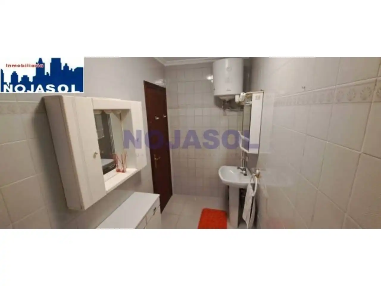 Baño de Apartamento de alquiler en Noja con Terraza y Amueblado