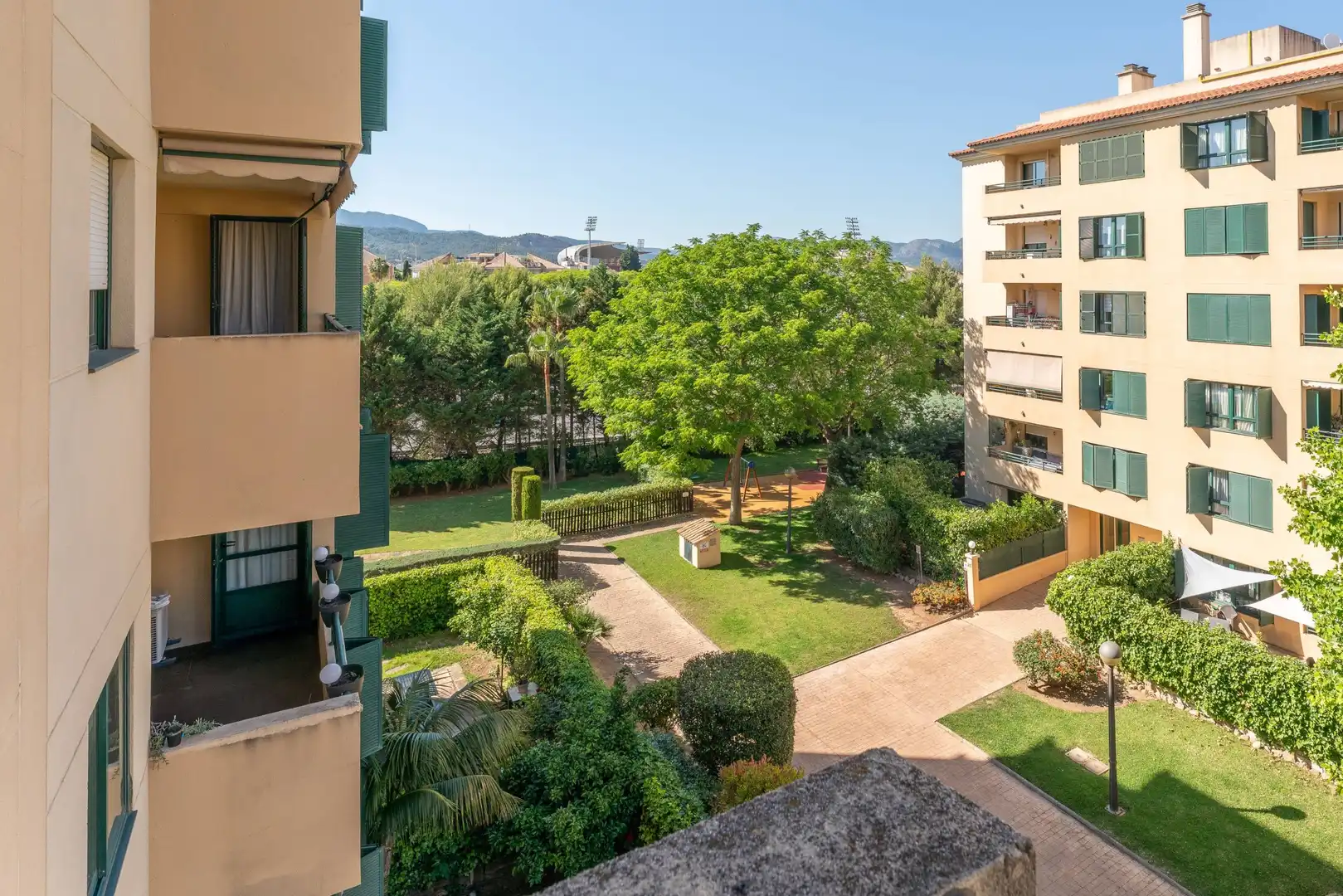 Exterior view of Flat for sale in  Palma de Mallorca  with Air Conditioner, Heating and Private garden