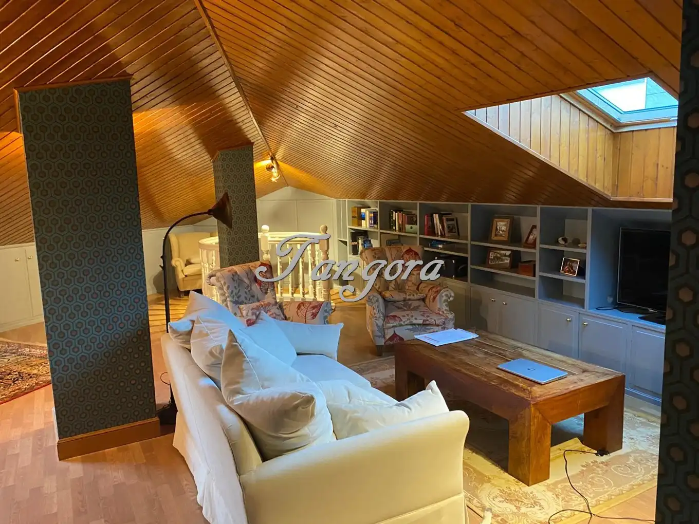 Living room of Attic for sale in Getxo   with Air Conditioner, Heating and Parquet flooring