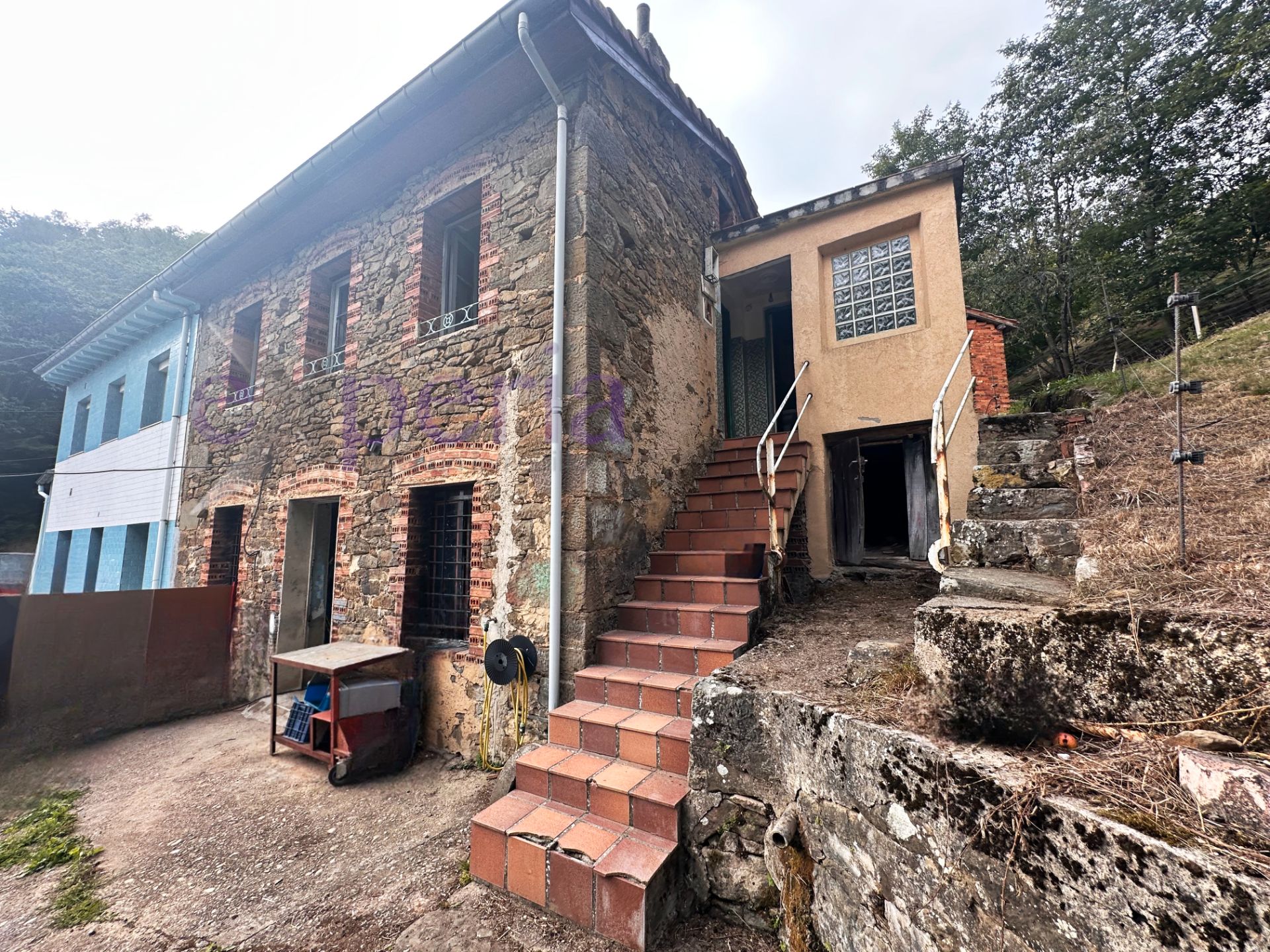 Single-family semi-detached for sale