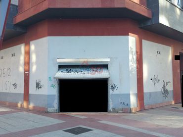 Locale commerciale in affitto a Anduva - Miranda sur