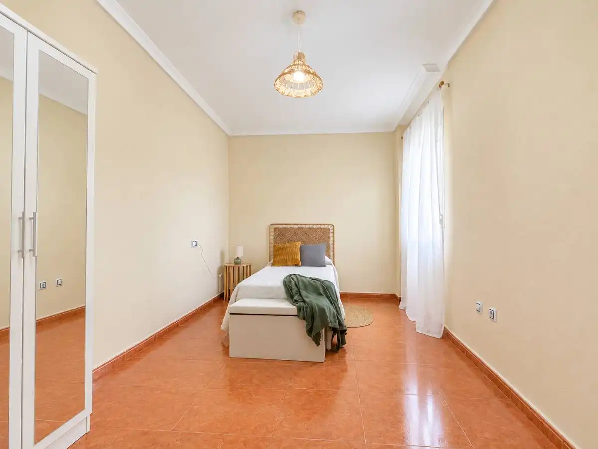 Habitación de Piso en venta en Catral con Calefacción