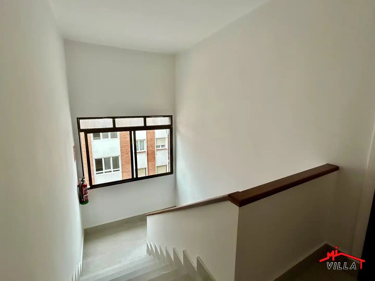 Piso en venta en Laredo con Calefacción